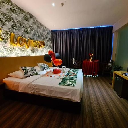 Grandeur Hotel And Spa Malacca Exterior foto