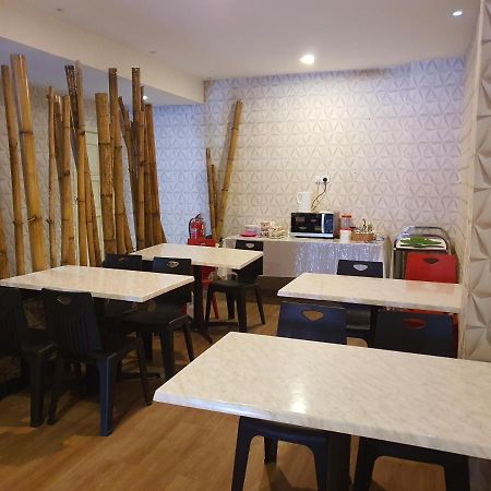 Grandeur Hotel And Spa Malacca Exterior foto