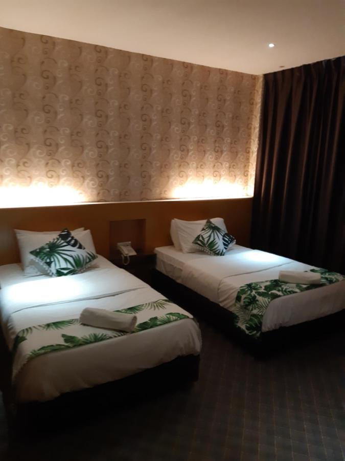 Grandeur Hotel And Spa Malacca Exterior foto