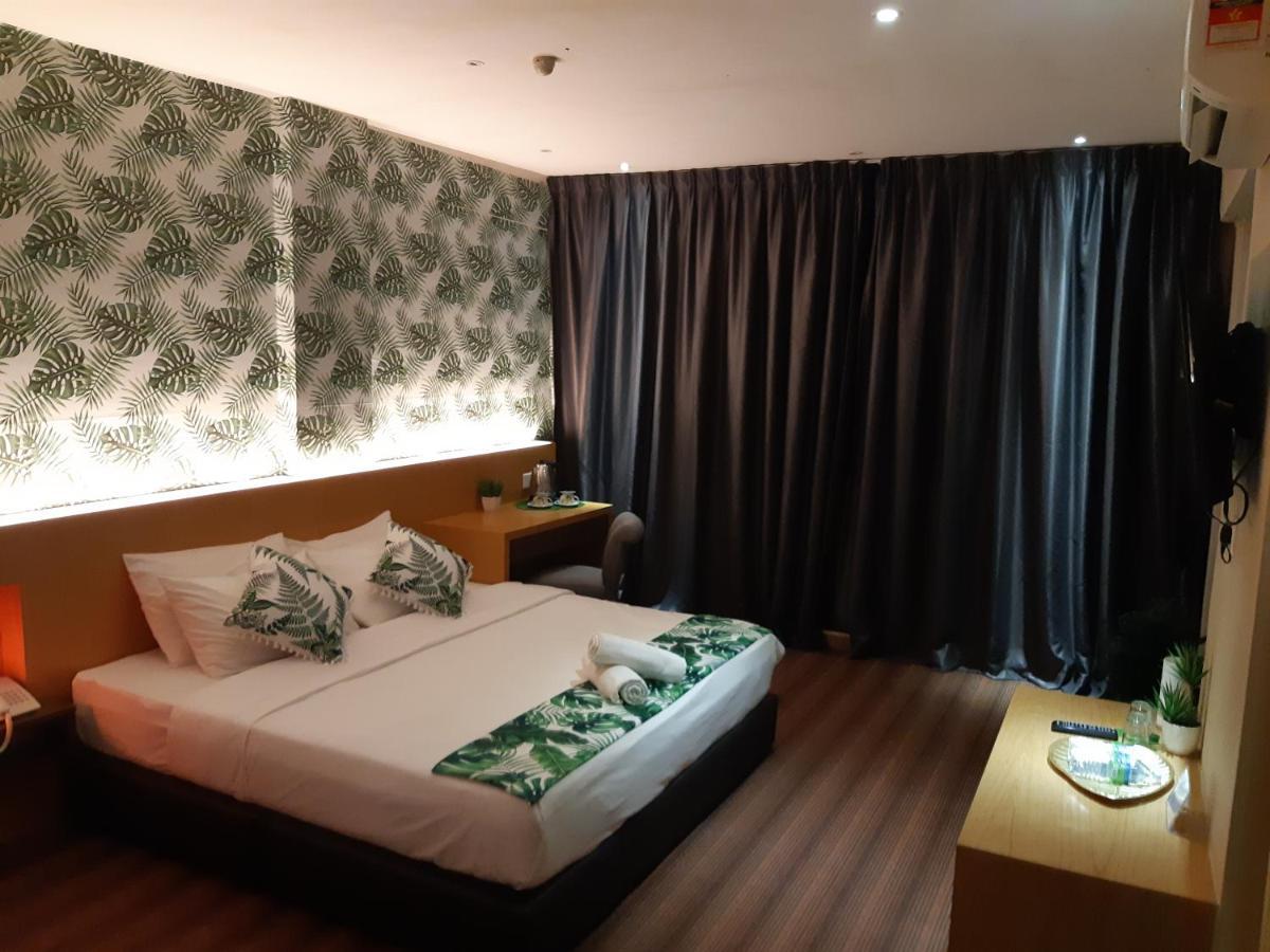 Grandeur Hotel And Spa Malacca Exterior foto