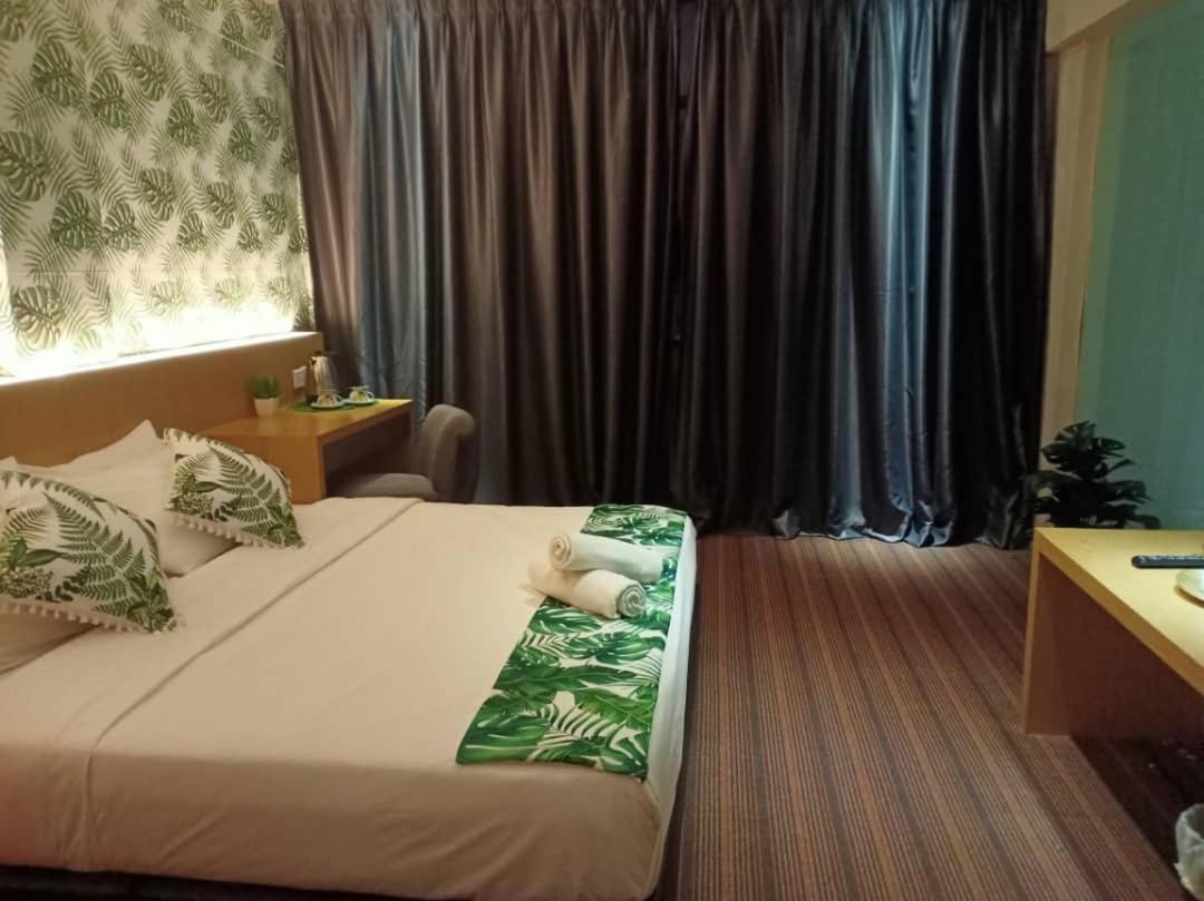 Grandeur Hotel And Spa Malacca Exterior foto