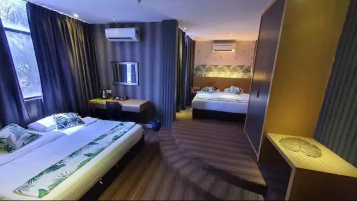 Grandeur Hotel And Spa Malacca Exterior foto