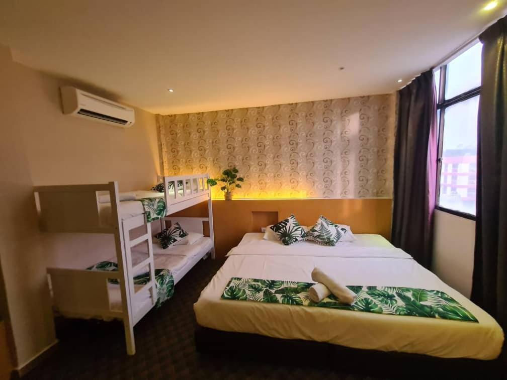 Grandeur Hotel And Spa Malacca Exterior foto